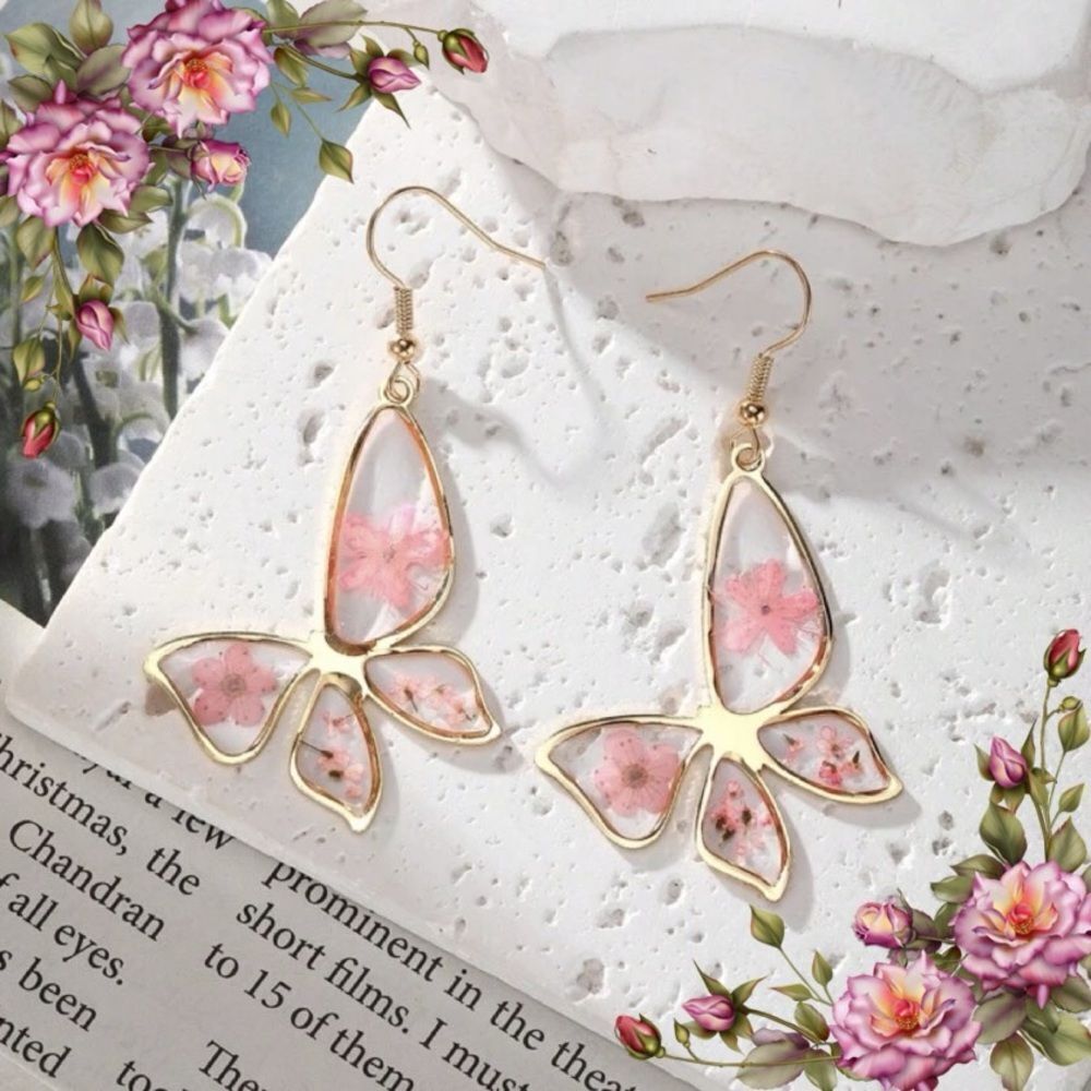 Butterfly Resin Dried Flower Pressed Earrings‎ spring vibes